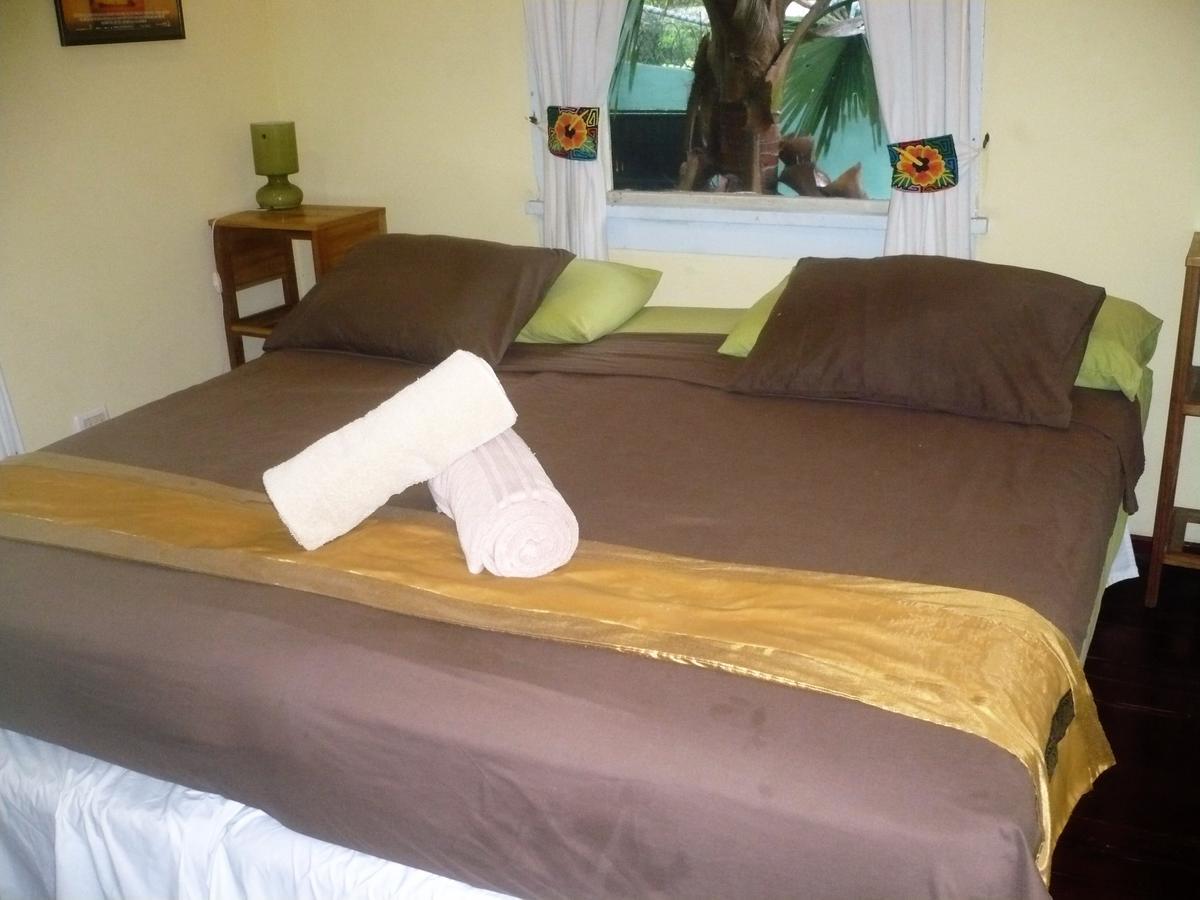 Dos Palmitos Bed And Breakfast Panama Stadt Exterior foto