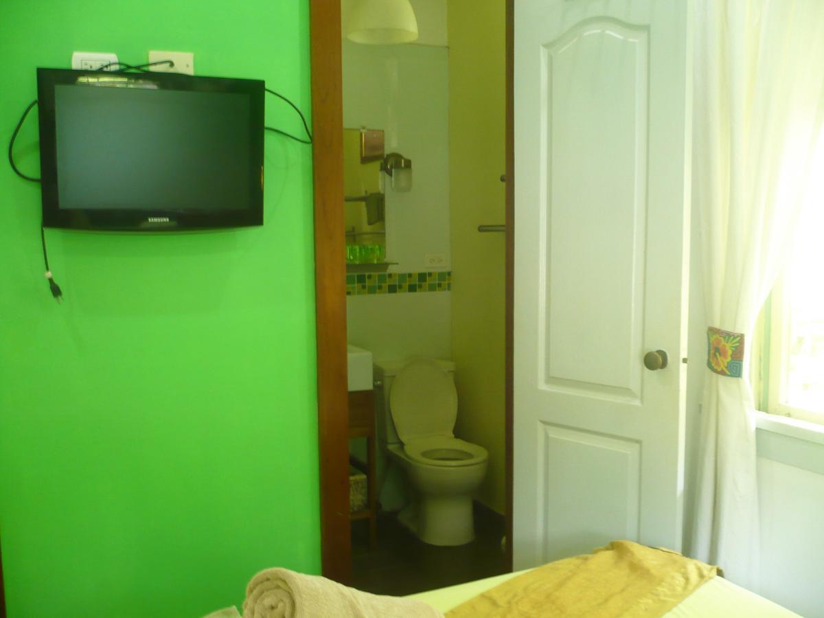 Dos Palmitos Bed And Breakfast Panama Stadt Exterior foto